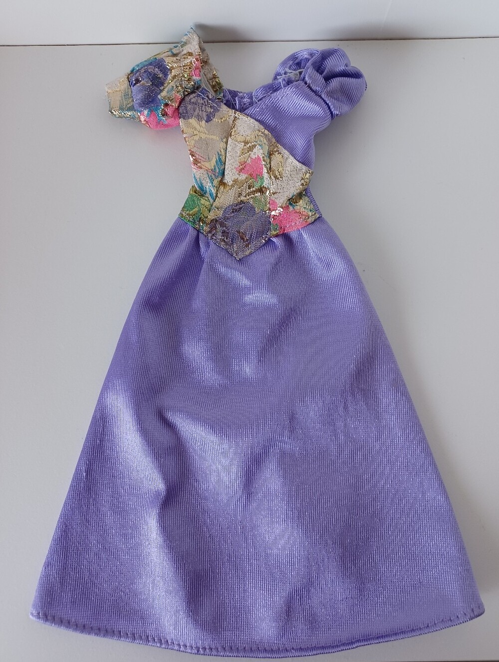 Vintage Barbie Fashion Doll Purple Multicolor Puff Sleeves Dress Toy Collectible
